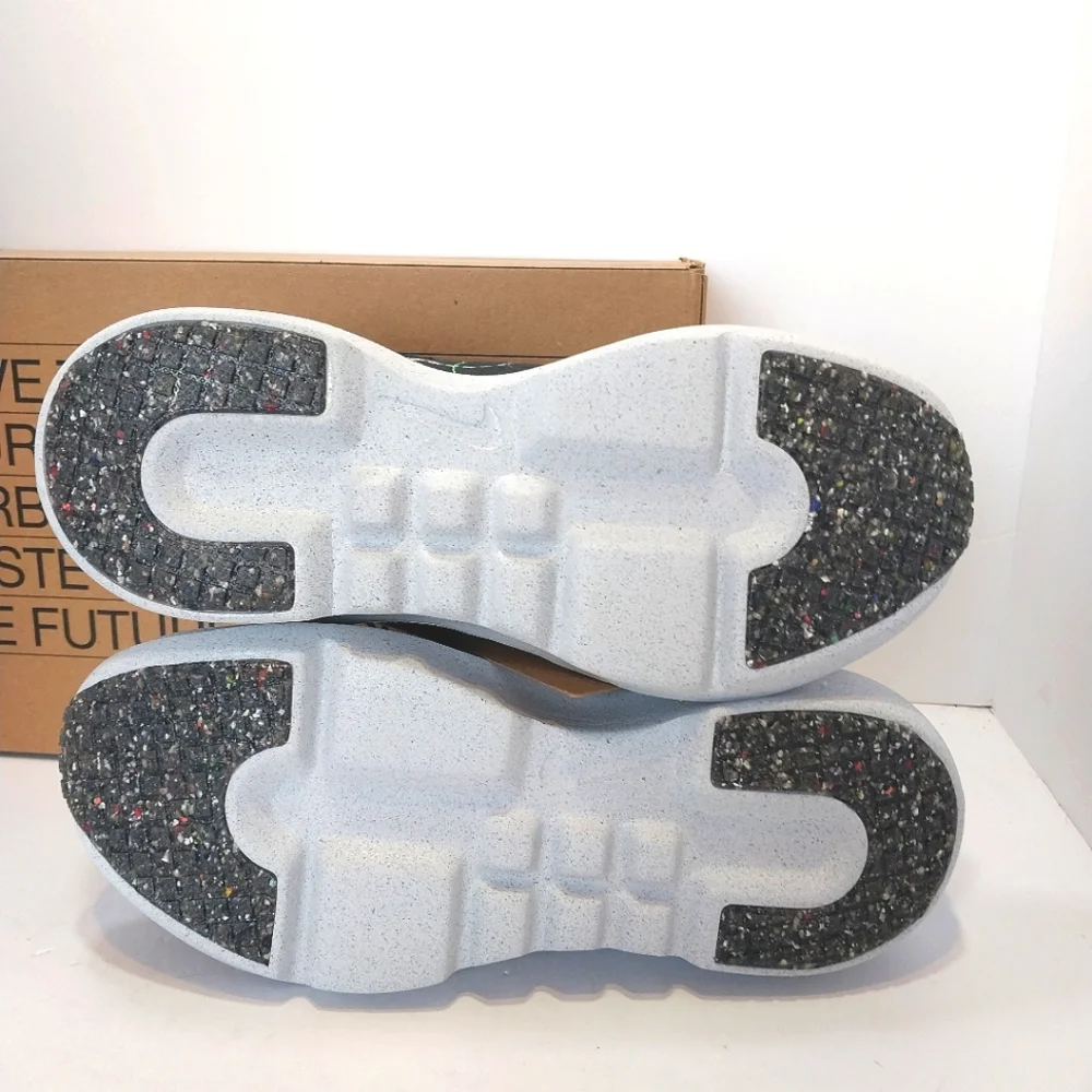 Nike Crater Impact Sneakers, NEW, Size 6.5Y| 8W| EUR‎ 39